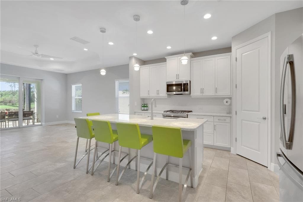 2231 Marquesa Cir, Naples, FL 34112-8