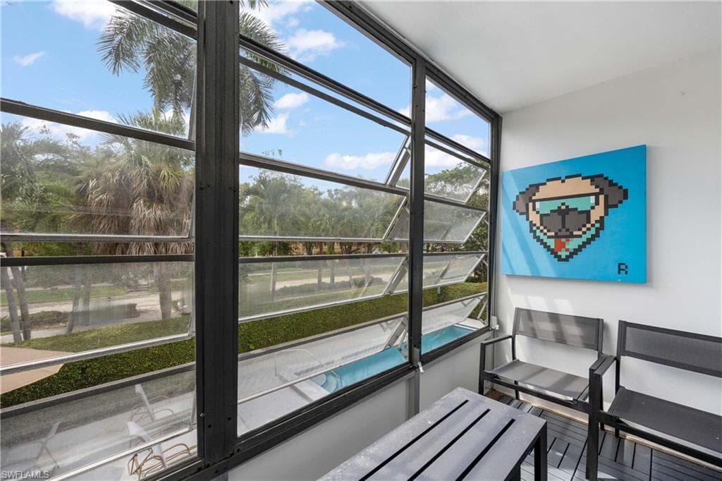 72 7th St S 209, Naples, FL 34102-25
