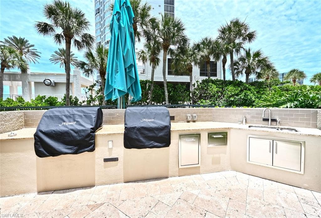 4551 Gulf Shore Blvd N 605, Naples, FL 34103-35