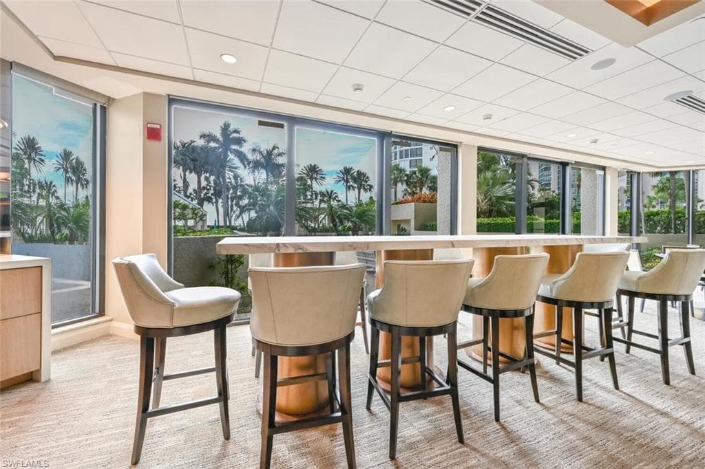 4551 Gulf Shore Blvd N 605, Naples, FL 34103-38