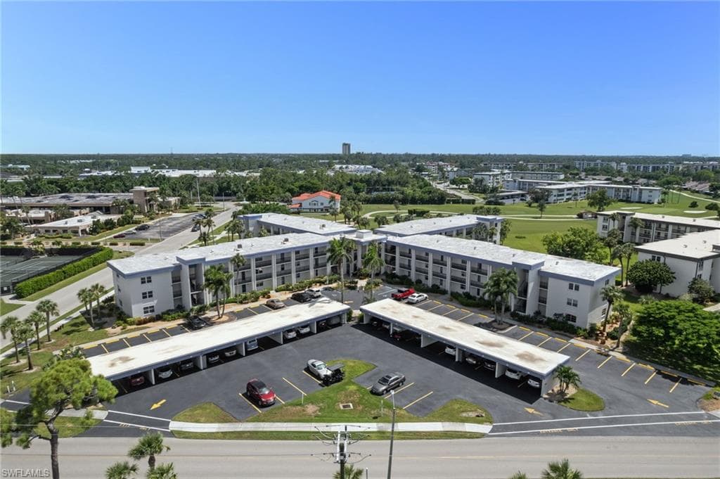 1828 Pine Valley Dr 211, Fort Myers, FL 33907-20