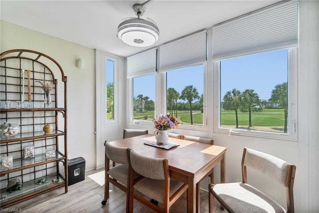 1828 Pine Valley Dr 211, Fort Myers, FL 33907-5