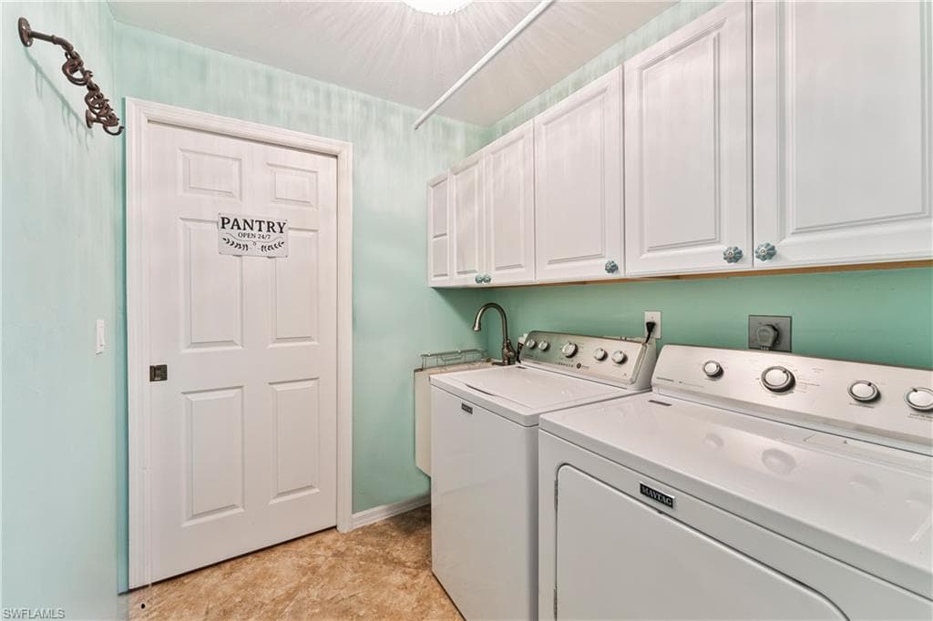 4509 Agualinda Blvd, Cape Coral, FL 33914-37