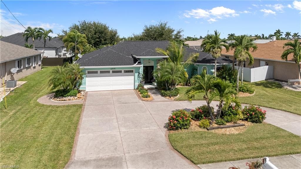 4509 Agualinda Blvd, Cape Coral, FL 33914-3