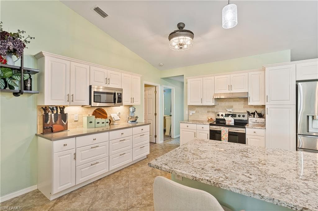 4509 Agualinda Blvd, Cape Coral, FL 33914-43