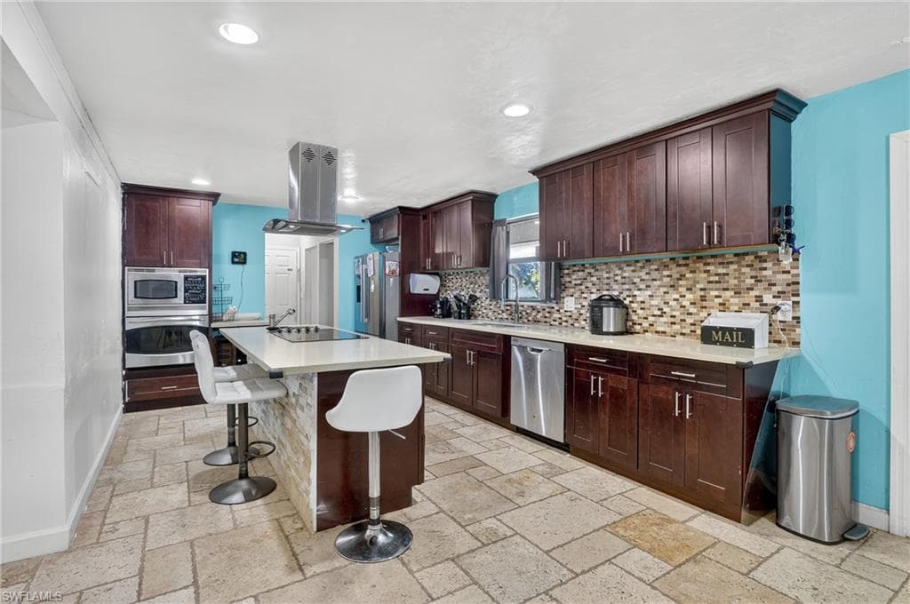 2503 5th St, Lehigh Acres, FL 33936-6