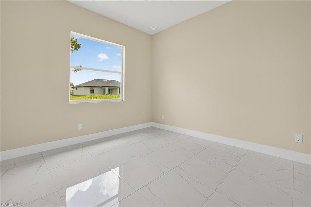 3419 26th St SW, Lehigh Acres, FL 33976-23