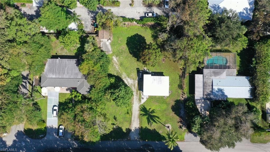1135 Shady Rest Ln, Naples, FL 34103-13