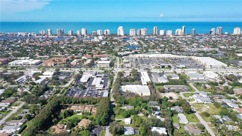 1135 Shady Rest Ln, Naples, FL 34103-6