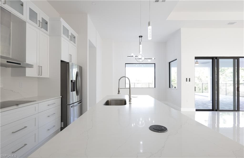 2219 Surfside Blvd, Cape Coral, FL 33991-10