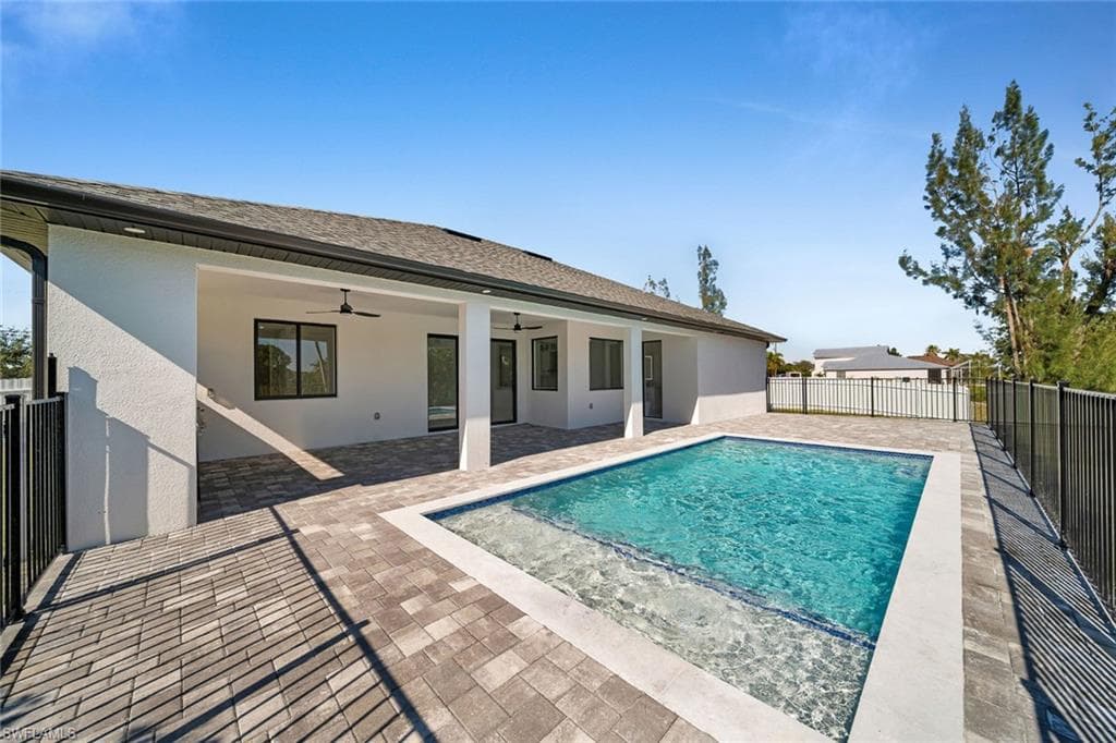 2219 Surfside Blvd, Cape Coral, FL 33991-13