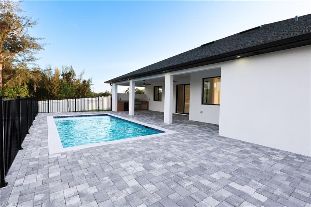 2219 Surfside Blvd, Cape Coral, FL 33991-16