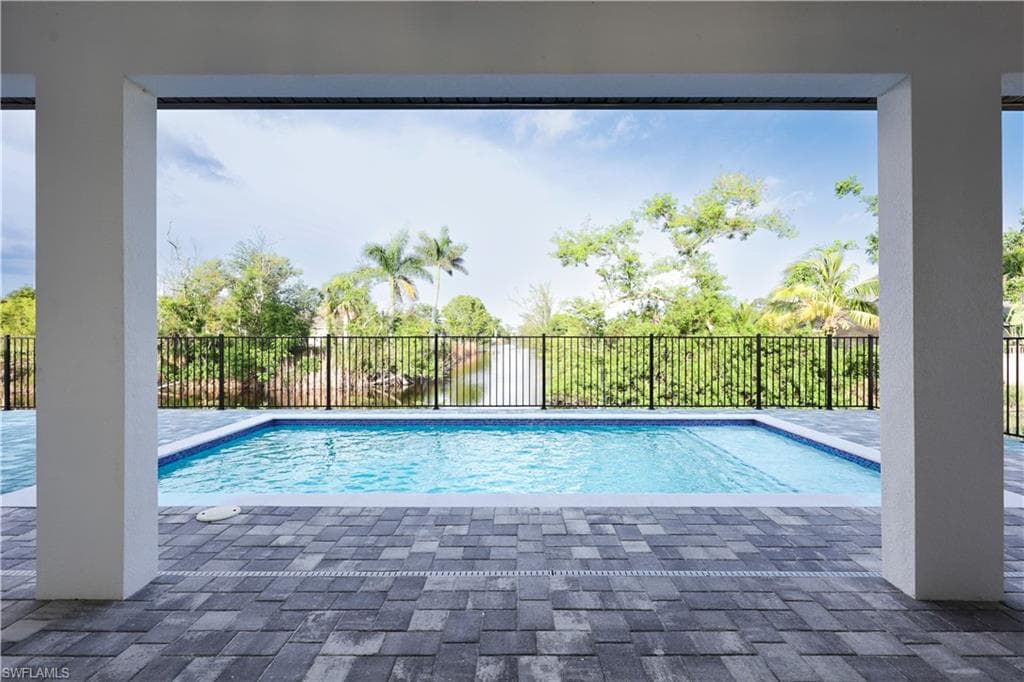 2219 Surfside Blvd, Cape Coral, FL 33991-17