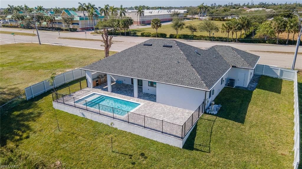 2219 Surfside Blvd, Cape Coral, FL 33991-40