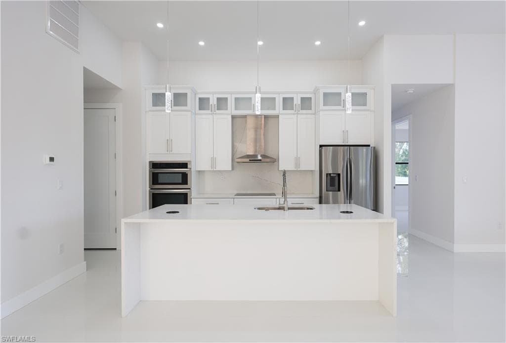 2219 Surfside Blvd, Cape Coral, FL 33991-7