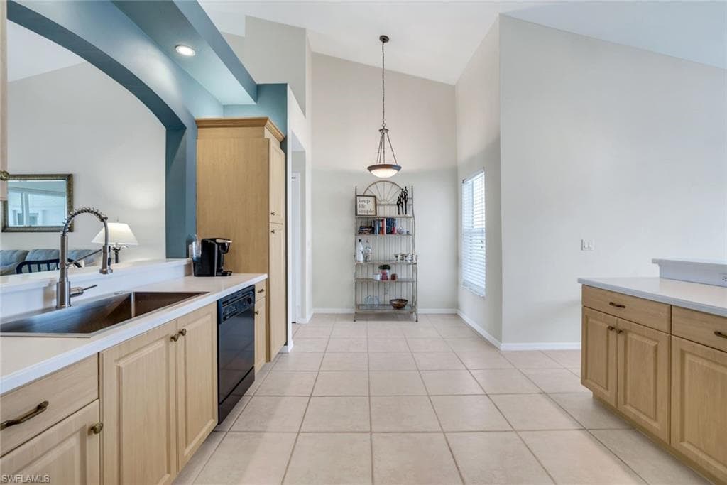 5959 Sand Wedge Ln 406, Naples, FL 34110-14