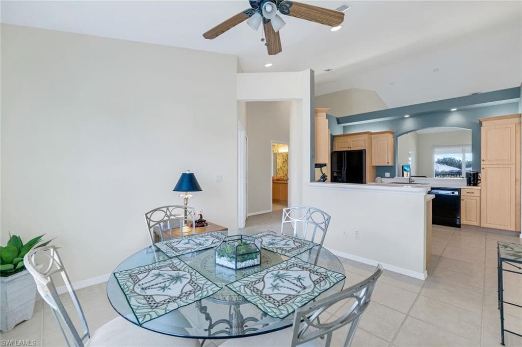 5959 Sand Wedge Ln 406, Naples, FL 34110-16