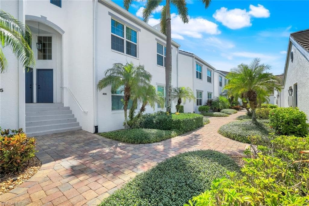 5959 Sand Wedge Ln 406, Naples, FL 34110-26