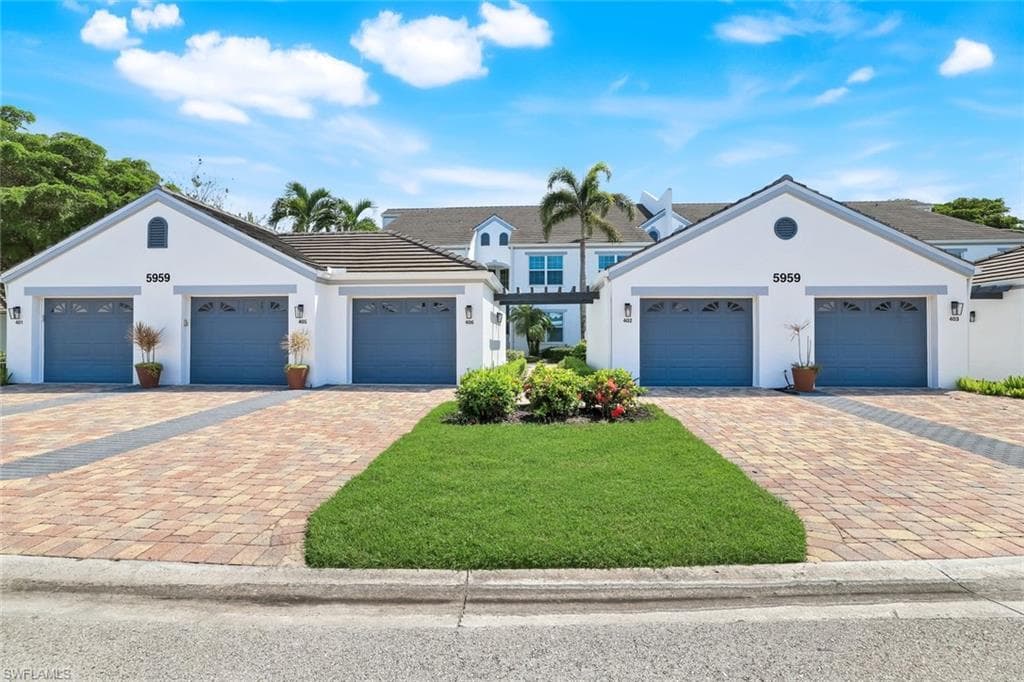 5959 Sand Wedge Ln 406, Naples, FL 34110-28