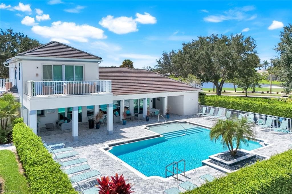 5959 Sand Wedge Ln 406, Naples, FL 34110-3