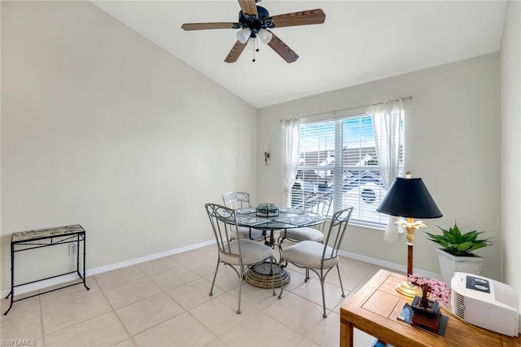 5959 Sand Wedge Ln 406, Naples, FL 34110-5