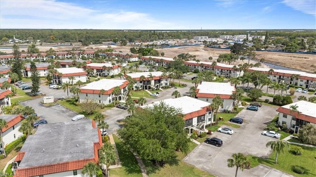 4345 27th Ct SW 204, Naples, FL 34116-24