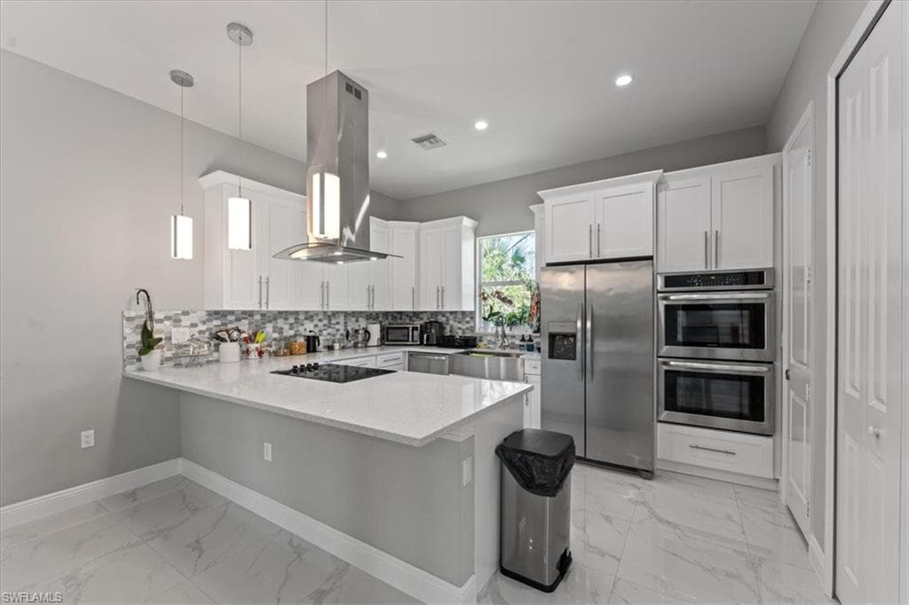 3219 64th Ave NE, Naples, FL 34120-8