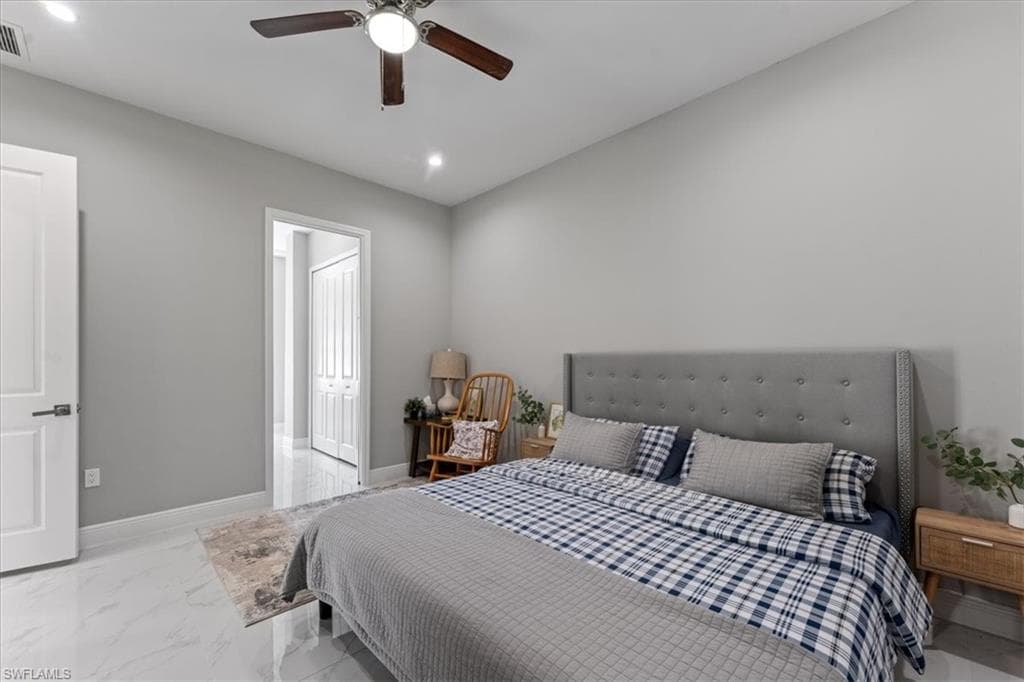 3219 64th Ave NE, Naples, FL 34120-18