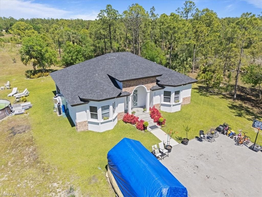 3219 64th Ave NE, Naples, FL 34120-33