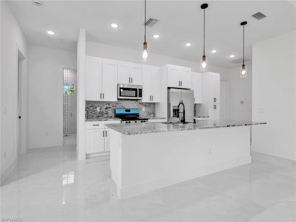 417 Fitch Ave, Lehigh Acres, Fl 33972-14