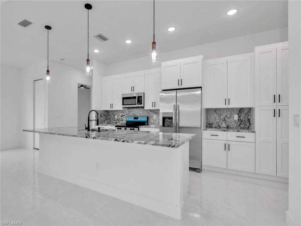 417 Fitch Ave, Lehigh Acres, Fl 33972-15