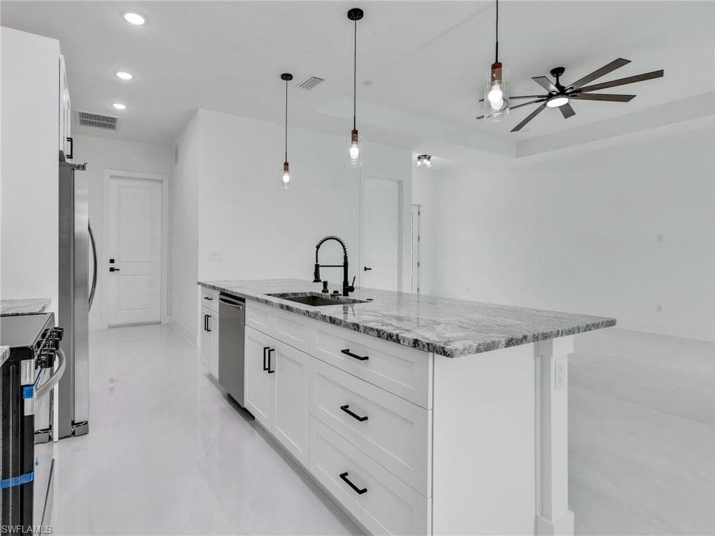 417 Fitch Ave, Lehigh Acres, Fl 33972-16