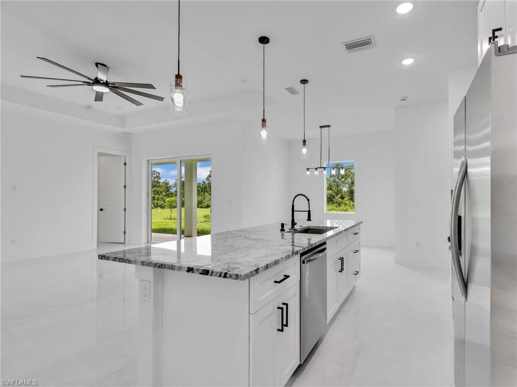 417 Fitch Ave, Lehigh Acres, Fl 33972-18