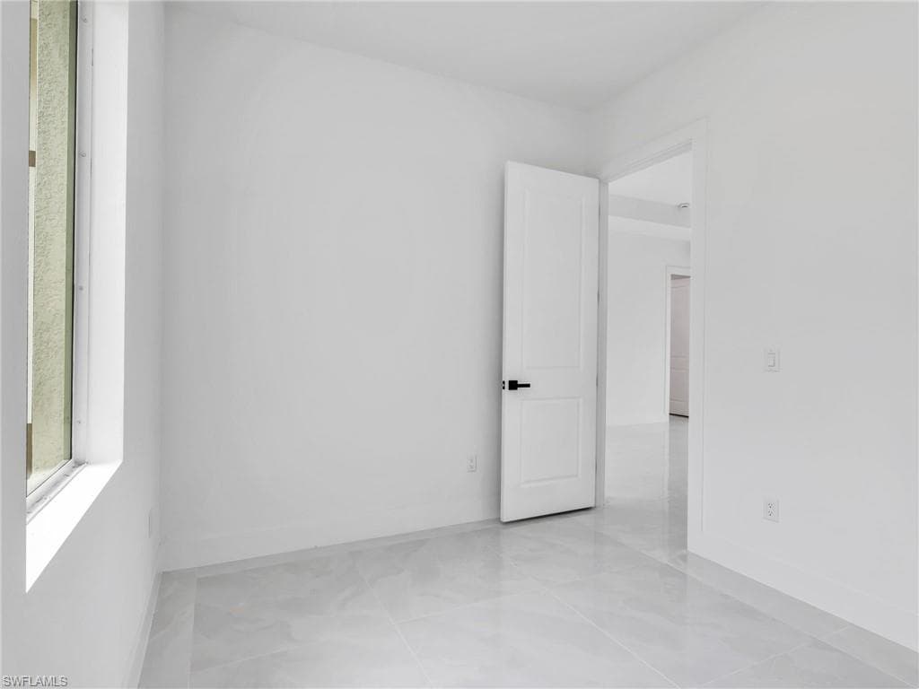 417 Fitch Ave, Lehigh Acres, Fl 33972-27