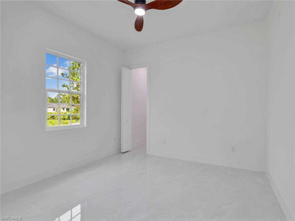 417 Fitch Ave, Lehigh Acres, Fl 33972-31