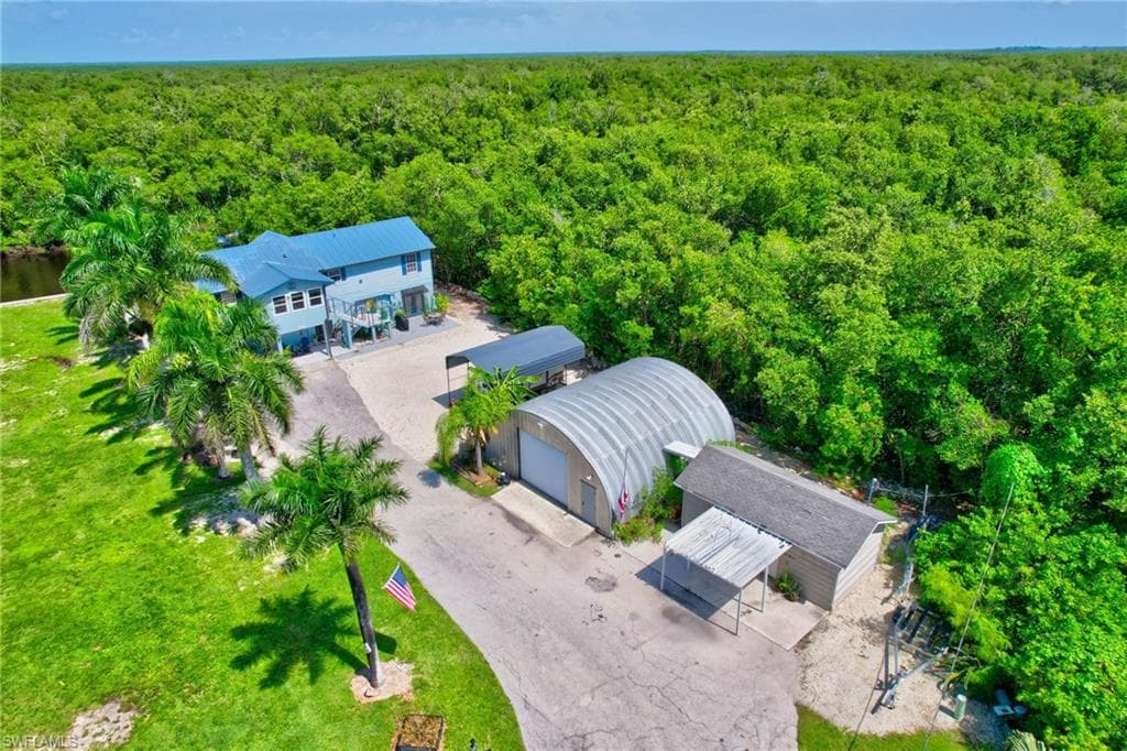 936 Panther Creek Ln, Everglades City, FL 34139-44