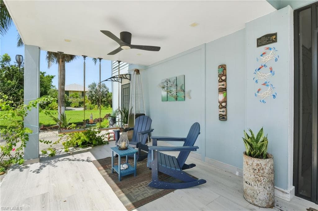 936 Panther Creek Ln, Everglades City, FL 34139-4