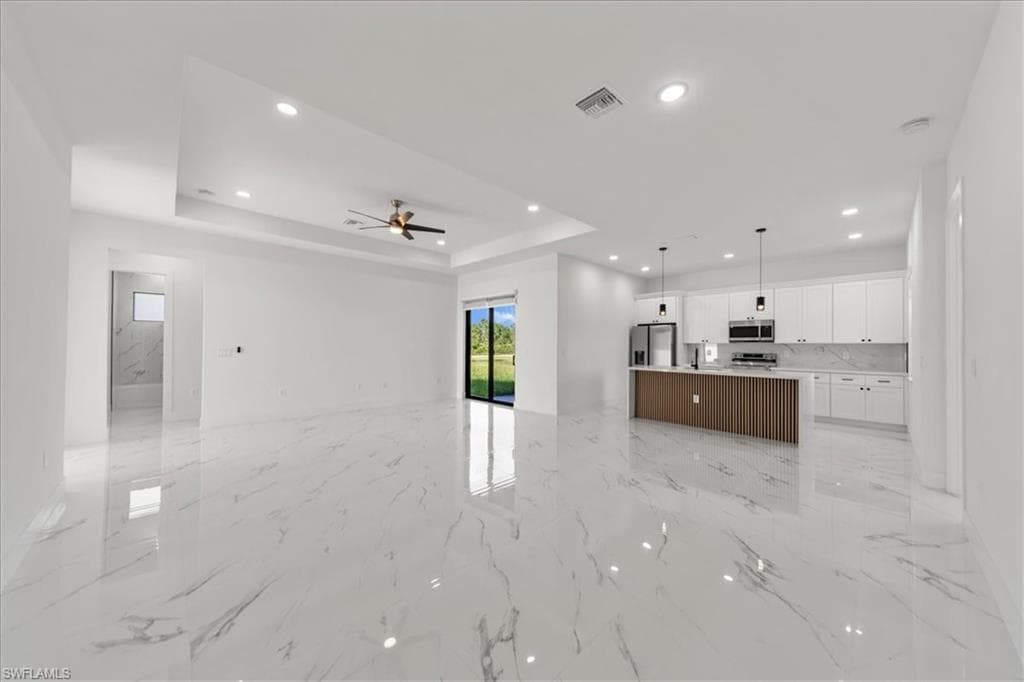 3123 18th Ave, Cape Coral, FL 33993-23