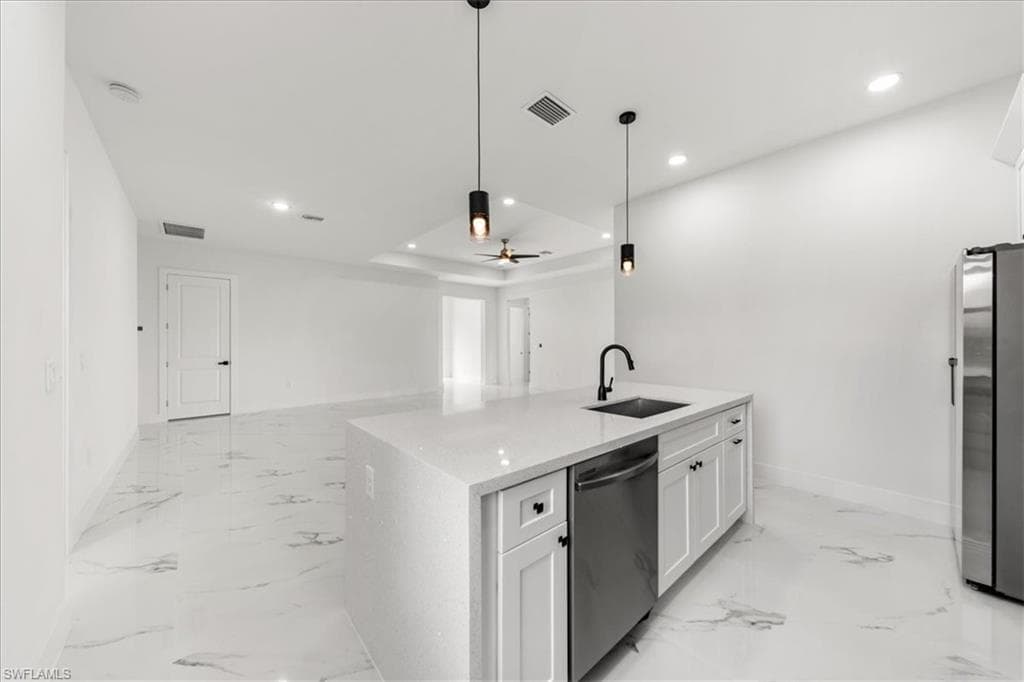 3123 18th Ave, Cape Coral, FL 33993-25
