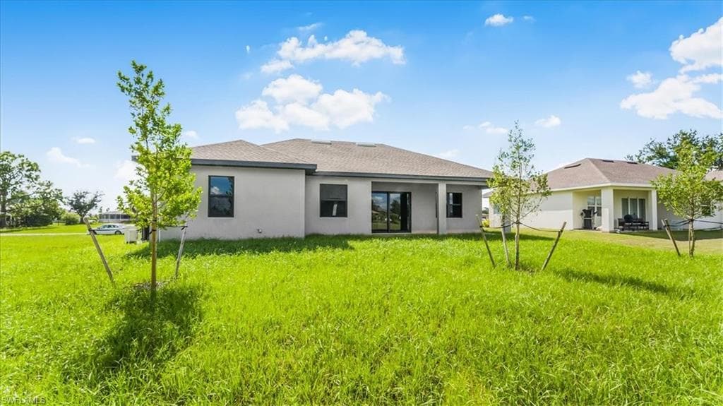 1417 17th Ave, Cape Coral, FL 33909-25