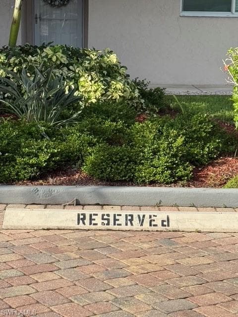 9 High Point Cir N 305, Naples, FL 34103-13