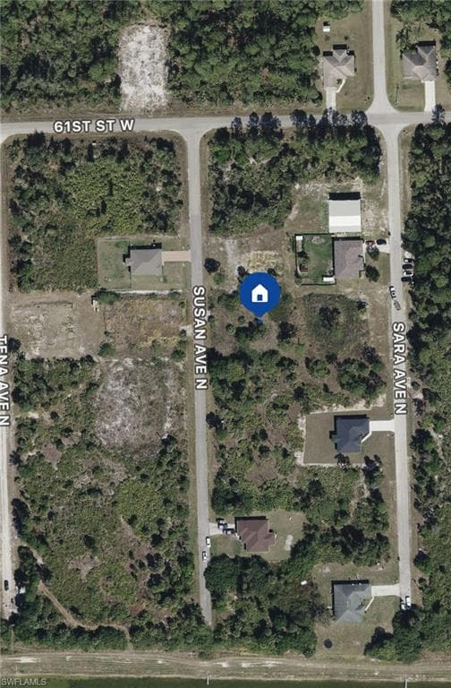 6010 Susan Ave N, Lehigh Acres, FL 33971-1