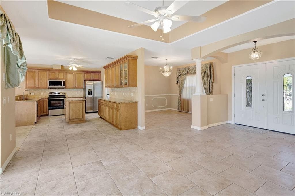 2450 Rio De Janeiro Ave, Punta Gorda, FL 33983-13