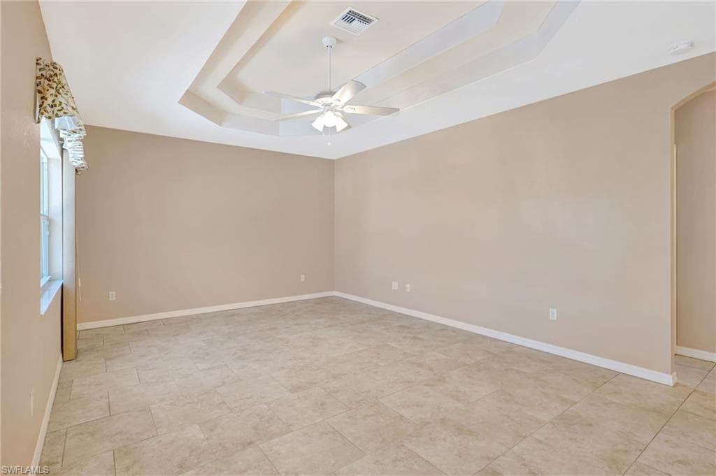 2450 Rio De Janeiro Ave, Punta Gorda, FL 33983-23