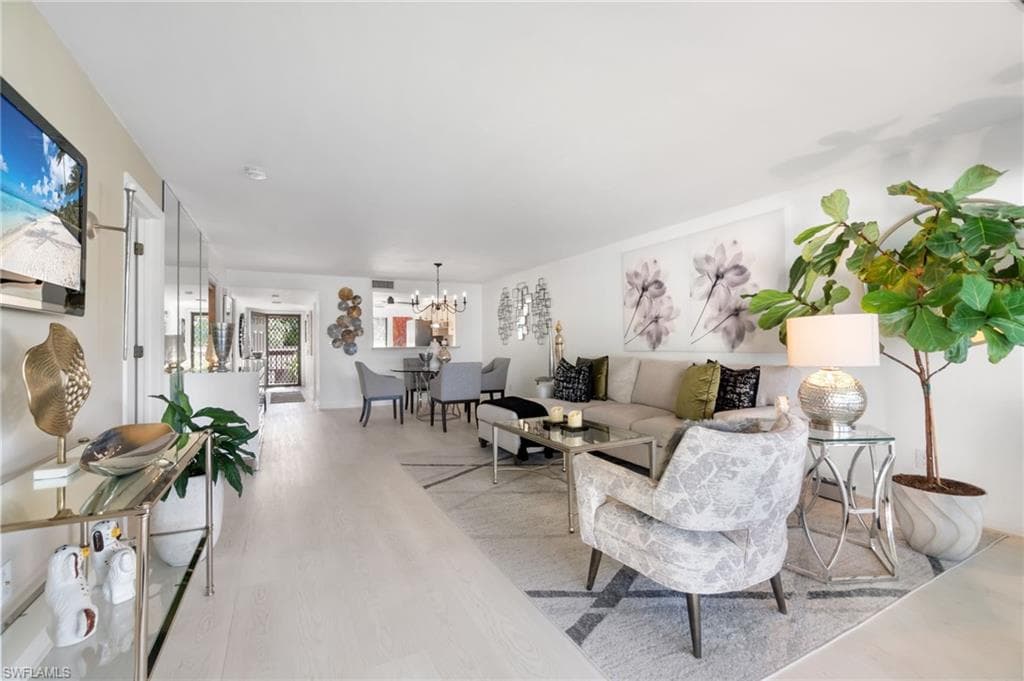 800 Misty Pines Cir H205, Naples, FL 34105-1