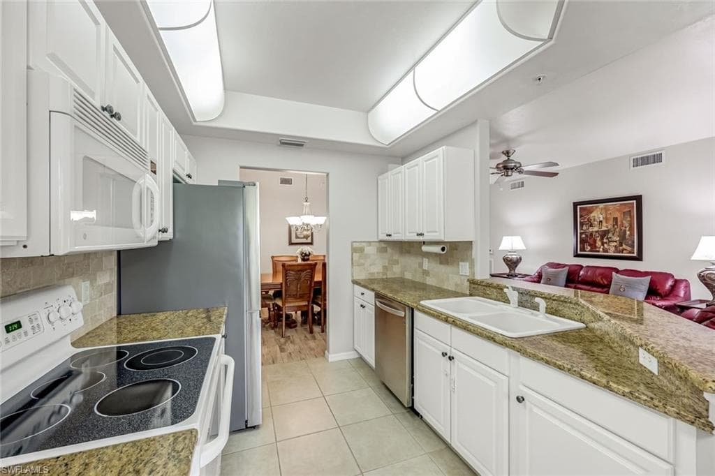 1345 Henley St 706, Naples, FL 34105-9