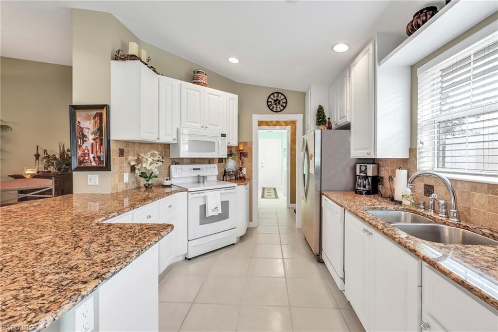 7146 Marconi Ct, Naples, FL 34114-5