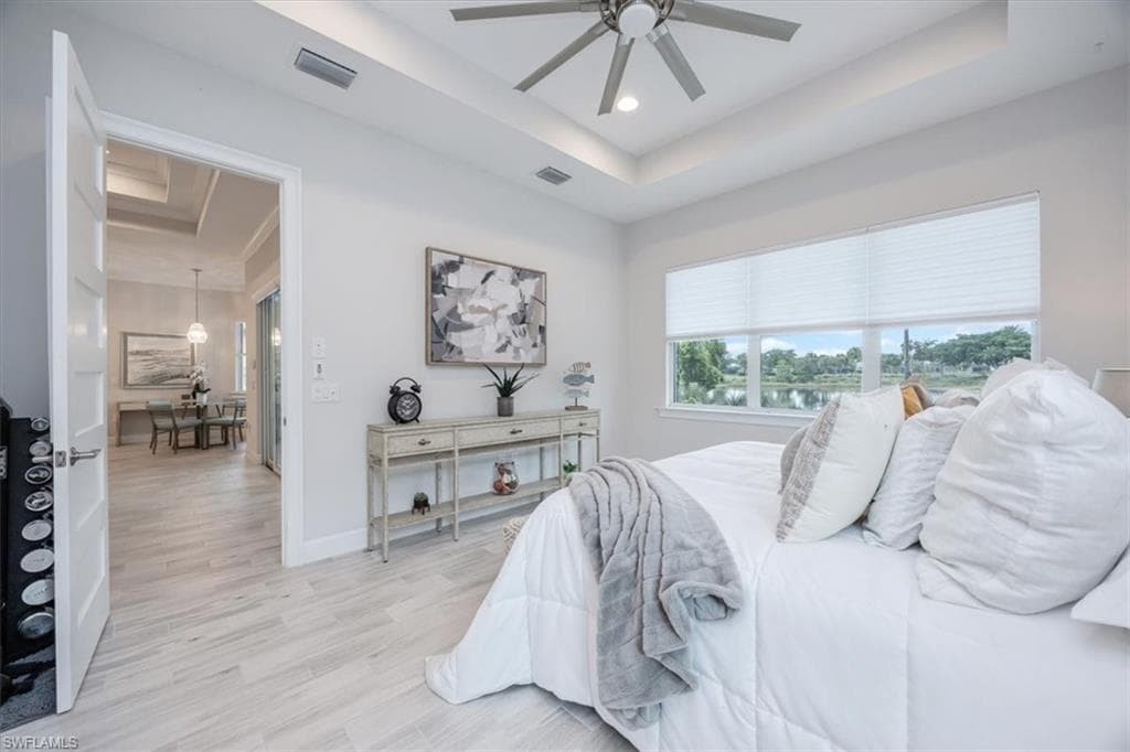 5773 Anegada Dr, Naples, FL 34113-18