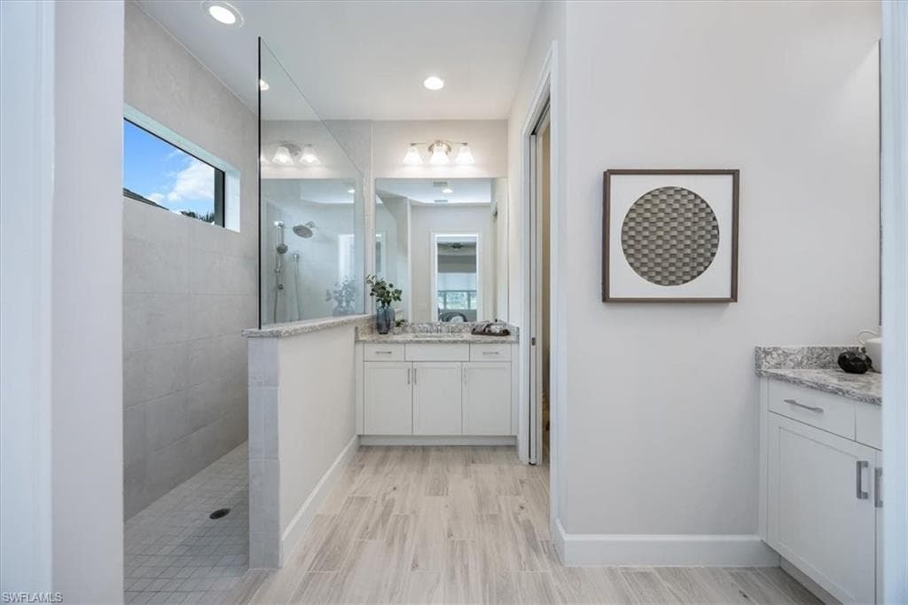 5773 Anegada Dr, Naples, FL 34113-19