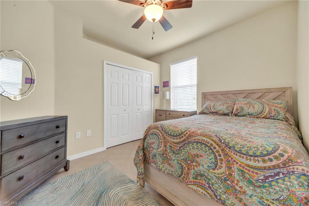 14560 Grapevine Dr, Naples, FL 34114-5
